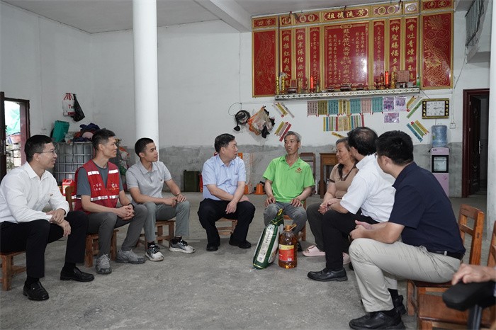 深入基层调研指导 共谋乡村振兴新篇——广西医科大学党委常委、副校长陈俊强带队赴马山县龙琴村开展调研走访活动 第 4 张