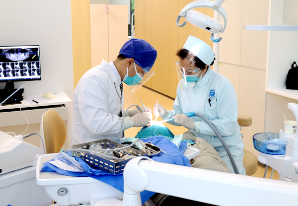 超声骨刀操作。博彩app推荐
供图